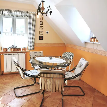 Apartmaji Arko * Ribnica